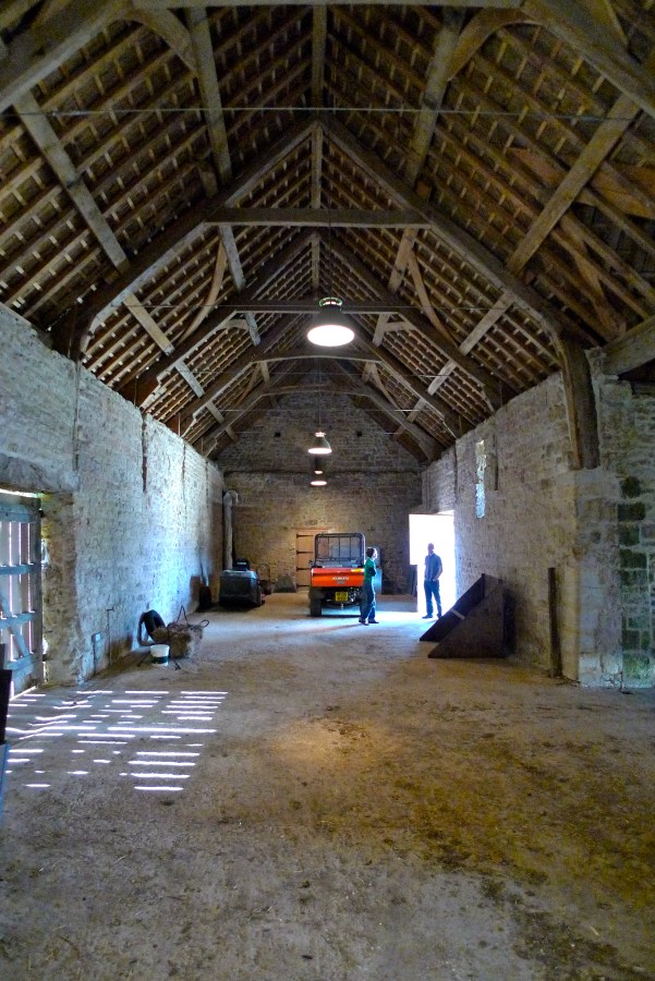barn, roof trusses, green oak, timber frame, restoration