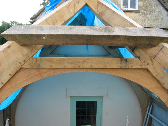 arch brace truss, kitchen extension, extension, green oak, oak frame, timber frame