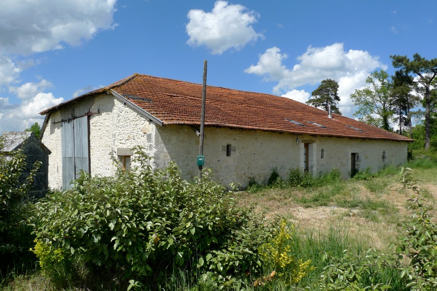 barn conversion, 18th century, timber frame, oak frame, renovation, French barn